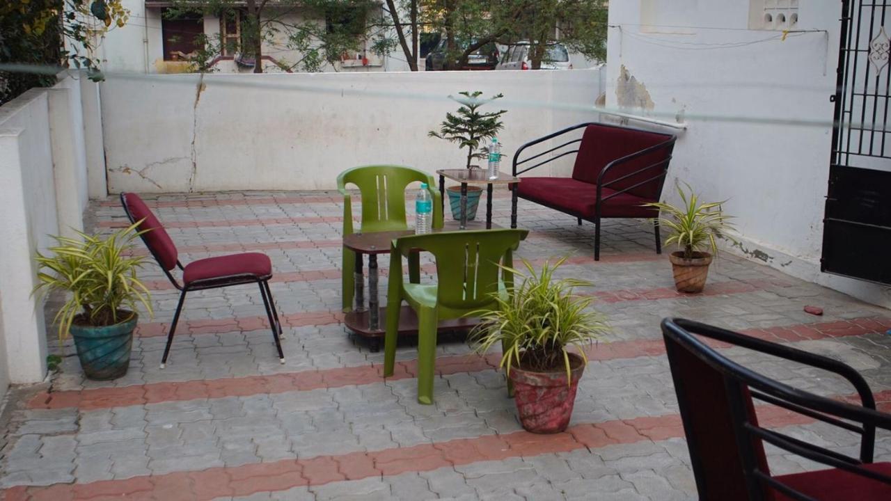 Mr Residency Hotel Madurai Bagian luar foto