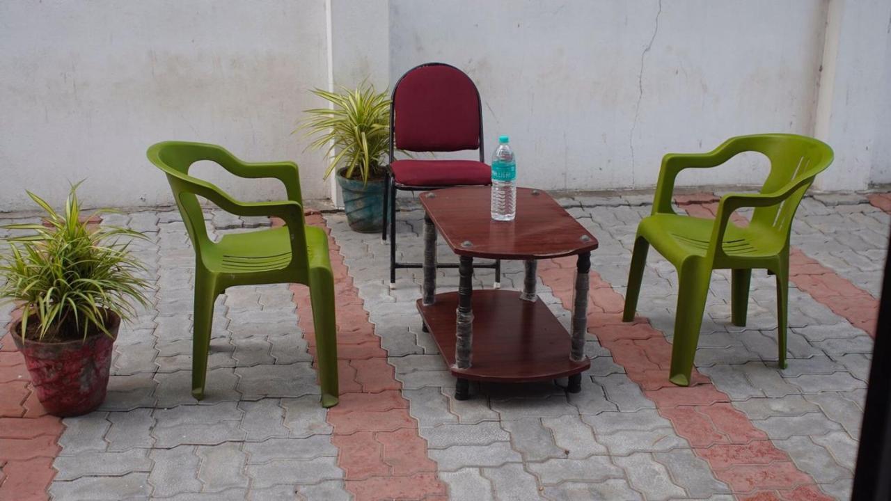 Mr Residency Hotel Madurai Bagian luar foto