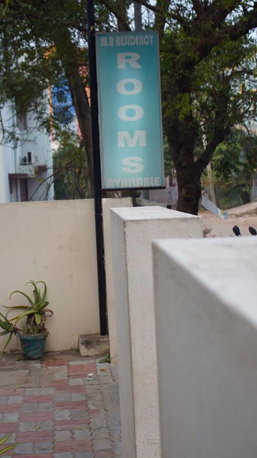 Mr Residency Hotel Madurai Bagian luar foto